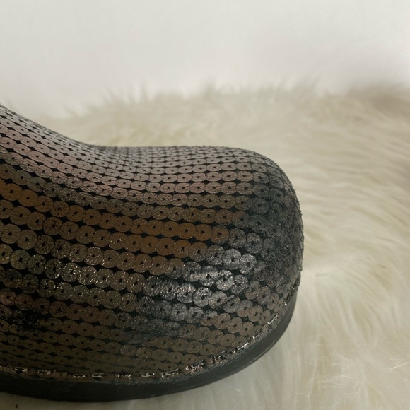 Dansko Professional Sequin Clog / Size 40 - Picture 9 of 15